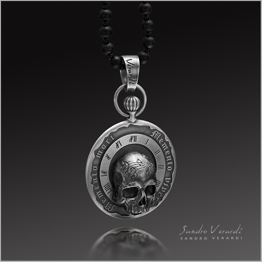 Pendant “Memento Mori” 